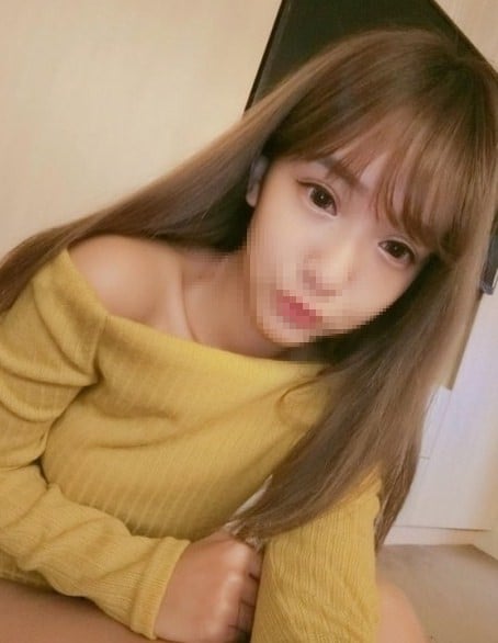 雨欣  外悶內騷學生妹 她的大奶會滿足你的慾望 床上淫蕩 很主動 很俏皮喜歡被舔乳 越.jpg