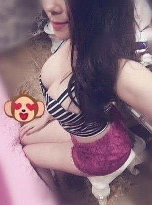 #語蓉 162cm 48kg E 25 淫蕩敢玩的人妻 無套做 可KISS 氣質風騷外型 帶著勾人的魅力～.jpg