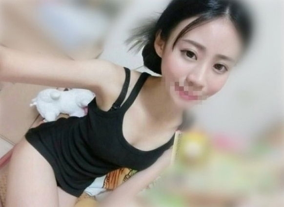 依晨 158 C 22歲 現在可約~嬌小 白皙的皮膚 可愛的美甲小妹 很貼心 溫暖你的心 配合極.jpg