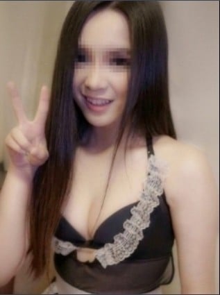 #冰兒  162 45 D 24歲  氣質OL 外貌氣質 肌膚白皙嫩 穴緊水多很敏感 喜歡坐在你的身上.jpg