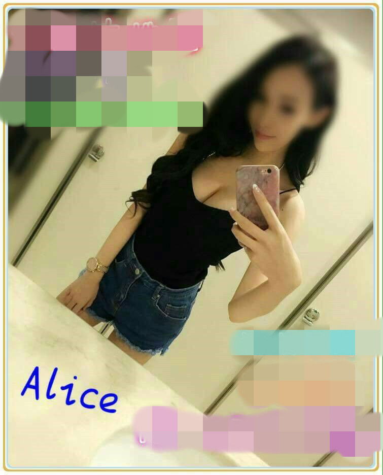 Alice 279036.jpg