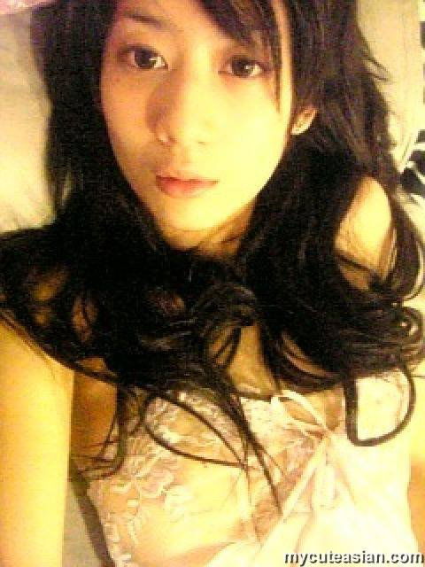 multixnxx-Selfshot homemade hot asian girl-0.jpg