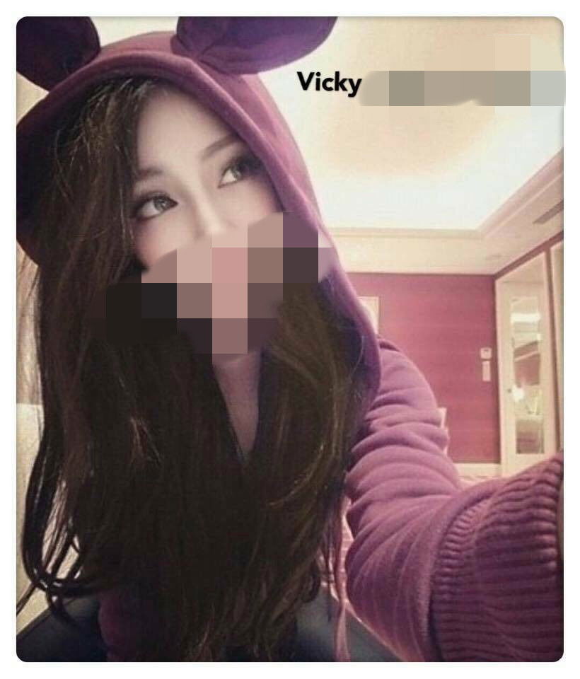 Vicky 60.jpg