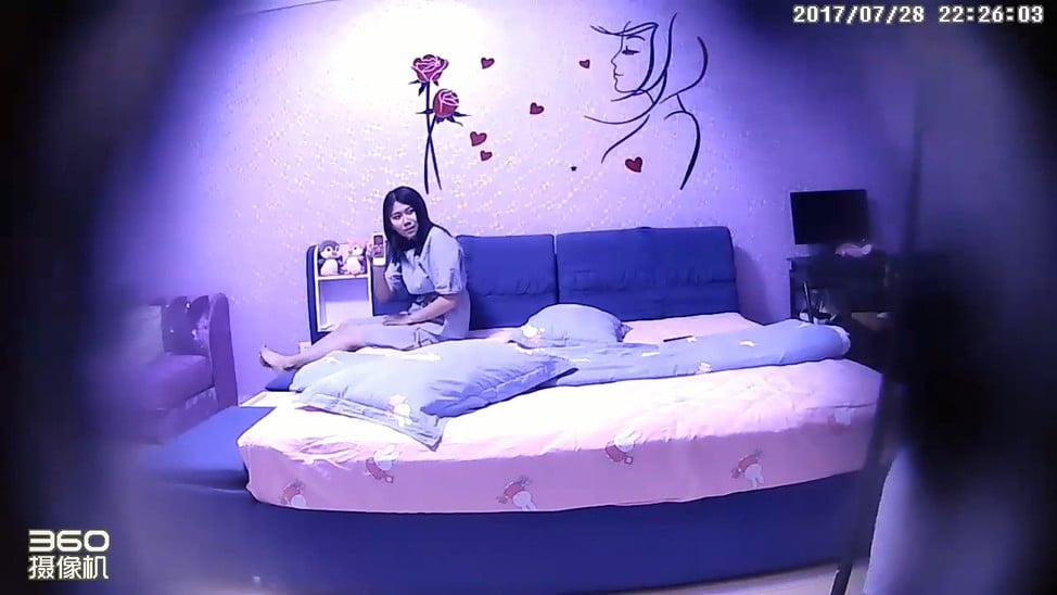 STP12502 补漏稀缺玫瑰及蝴蝶主题精选 近视角小情侣啪啪全程记录，挺害羞的妹子被强壮.jpg