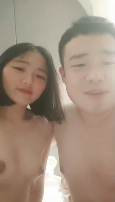 STP12509 小可爱平台(原卡哇伊)年轻小情侣学生灵儿直播大秀  双人激情口交啪啪 十分诱.jpg