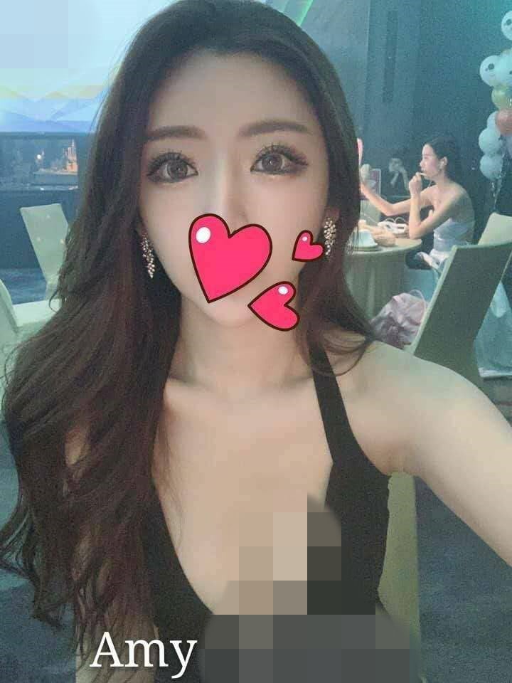 AMY 18.jpg