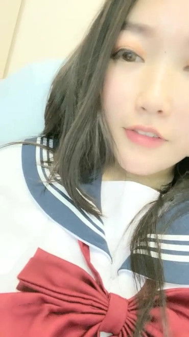 STP14485 高颜值萝莉萌妹学生制服开裆黑丝假屌抽插，跳蛋震动肥逼特写骑坐假屌露奶自.jpg