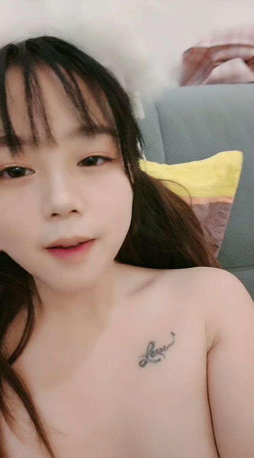kpkp3.com-STP24338 卡哇伊新人双马尾小萝莉  炮友扣逼高潮喷水  跪在椅子翘起美臀  .jpg