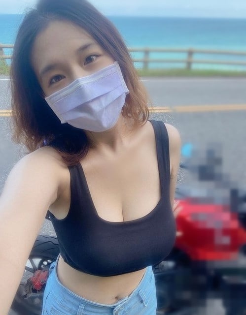 #性感大奶機車女神開炮   7000帶走.jpg