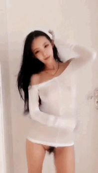 E5635887-5200-49F5-8678-3D2C6E44CD4B.gif
