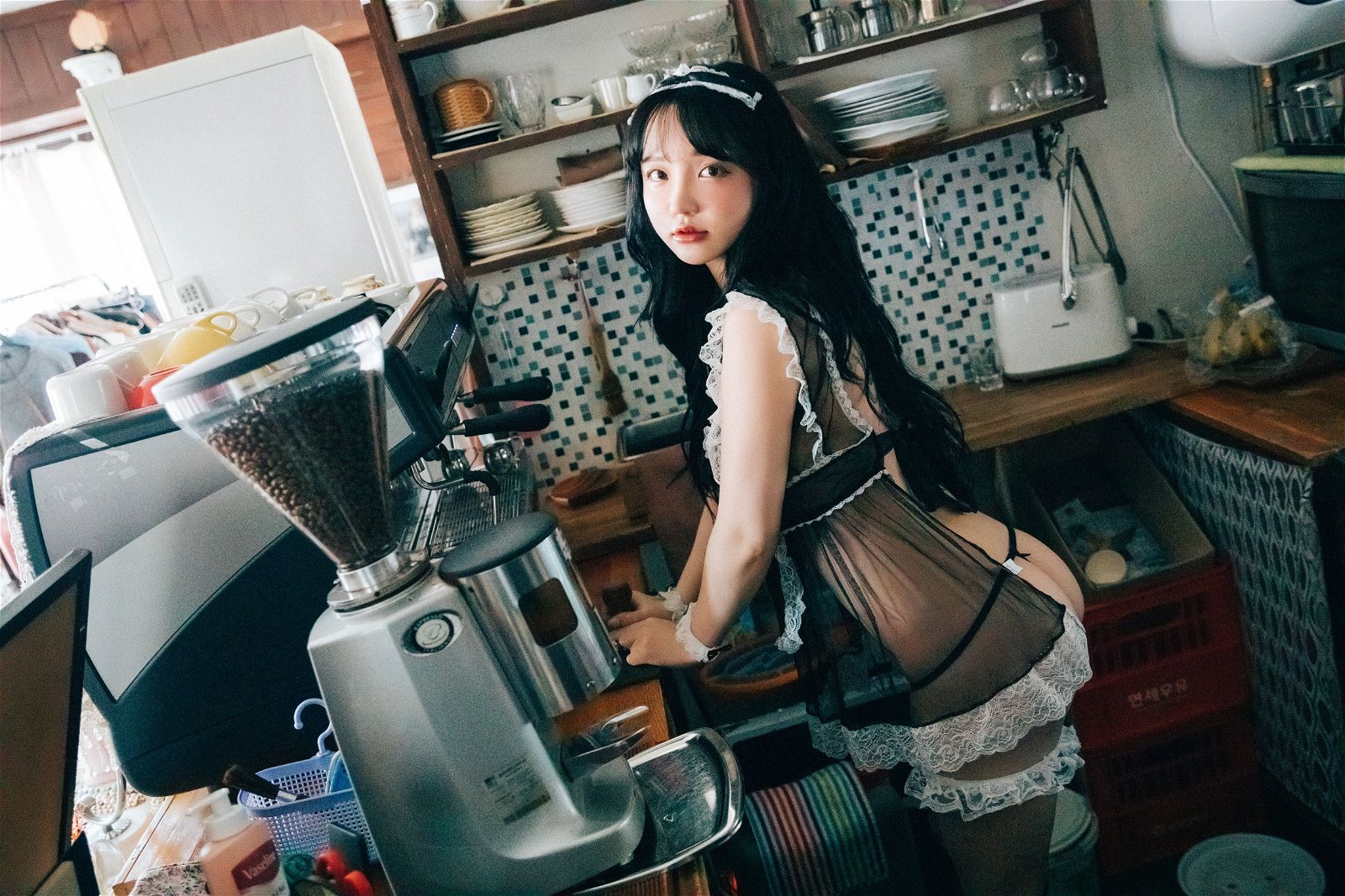 Loozy-Son-Ye-Eun-Fetish-Cafe-MrCong.com-003.jpeg