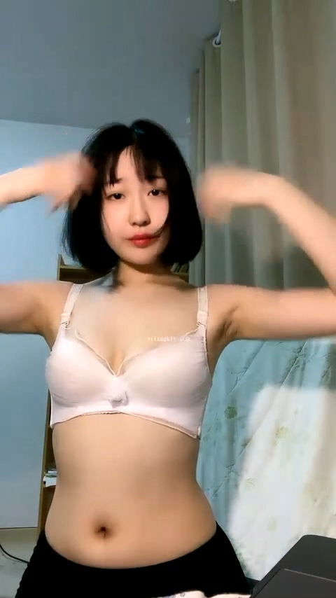 STP32073 舞蹈生下海 百靈鳥(夜莺) 少女胴體真讓人流口水 .jpg