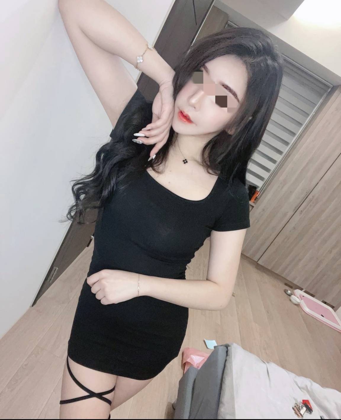 1922562_0.jpg