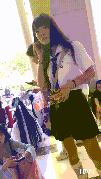 2 (4).gif