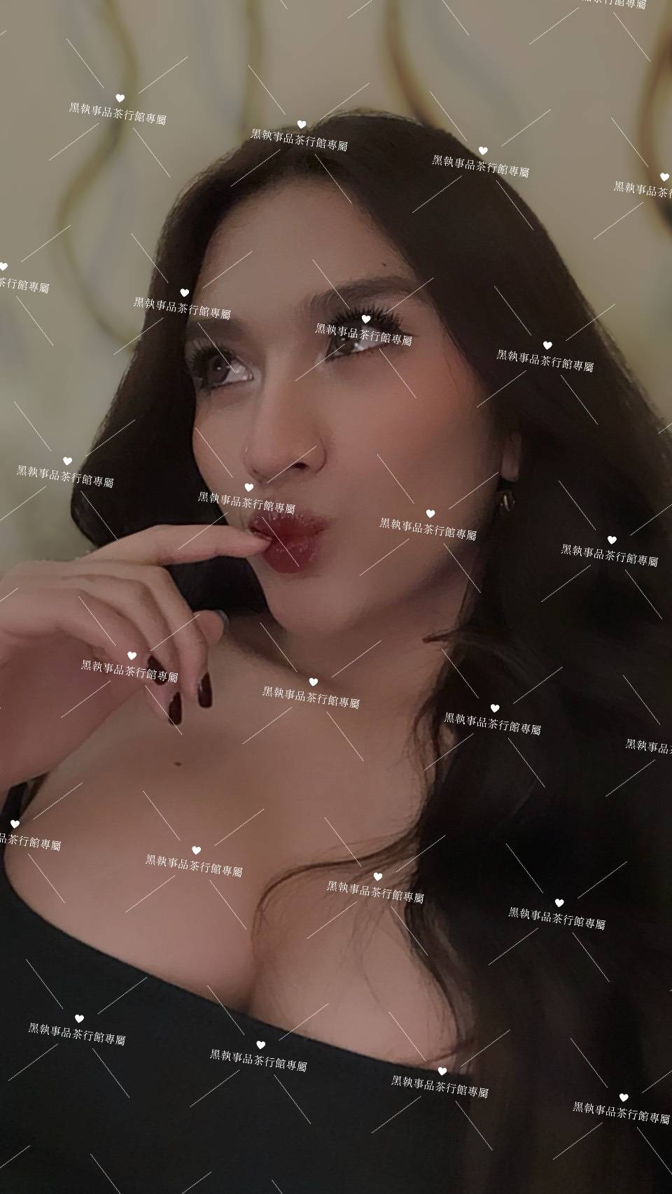 671069_0.jpg