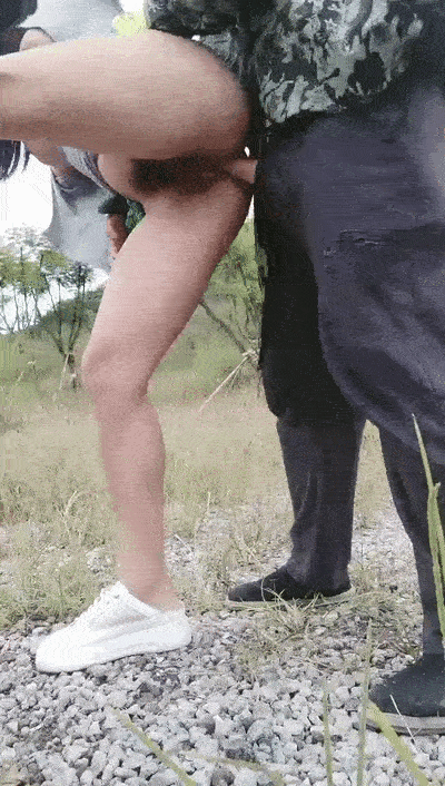 2 (12).gif