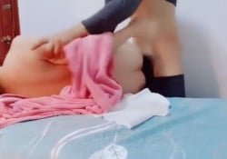 男技师偷拍骚女全身spa，肥臀骚女再来一炮，侧躺扣弄骚...