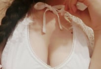 小姐姐奶子好大呀，好想吸一口【９ｐ】