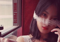 攝影師 WUKE 情色作品里的清秀撩人露逼美少女 - 林三月