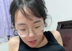單純又乖的小女友