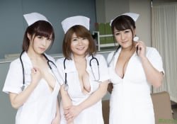 三個巨乳護士被她們的病人性交和內射