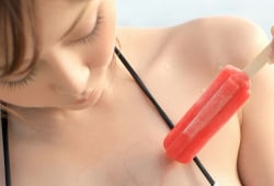 好胸正妹身材讚讚讚爆乳超想抓抓