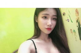 網路美少女自拍