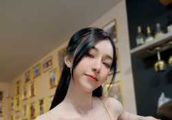 美女