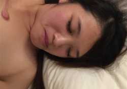顏射人妻