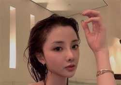 又是纹身小美女