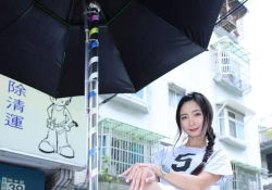 美麗車模