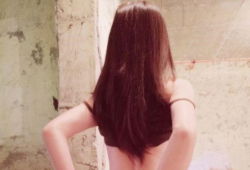 工地的完美的身材，又翘又圆【16P】